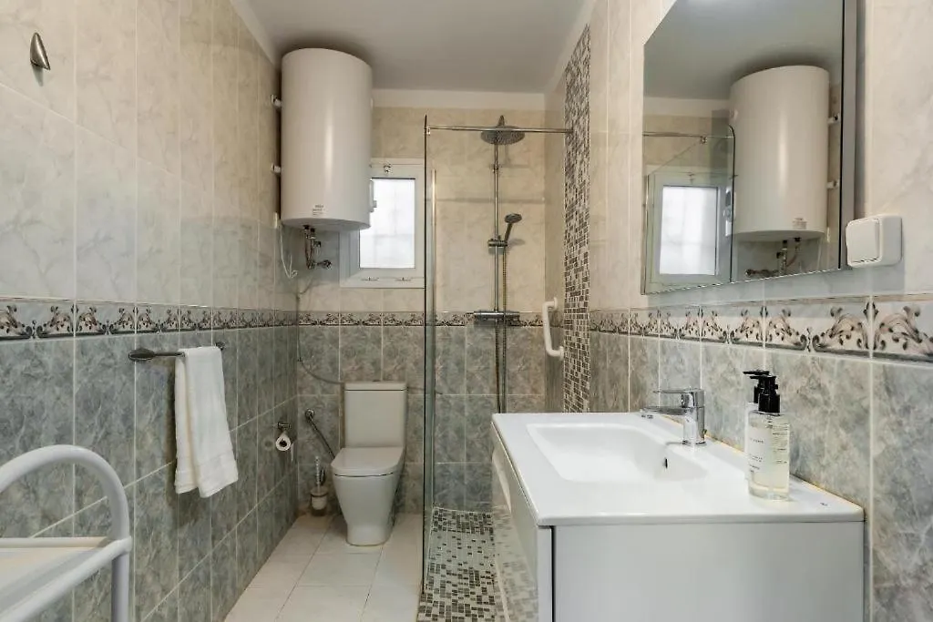 Perfect Family Apartment In Acapulco Playa, Nerja